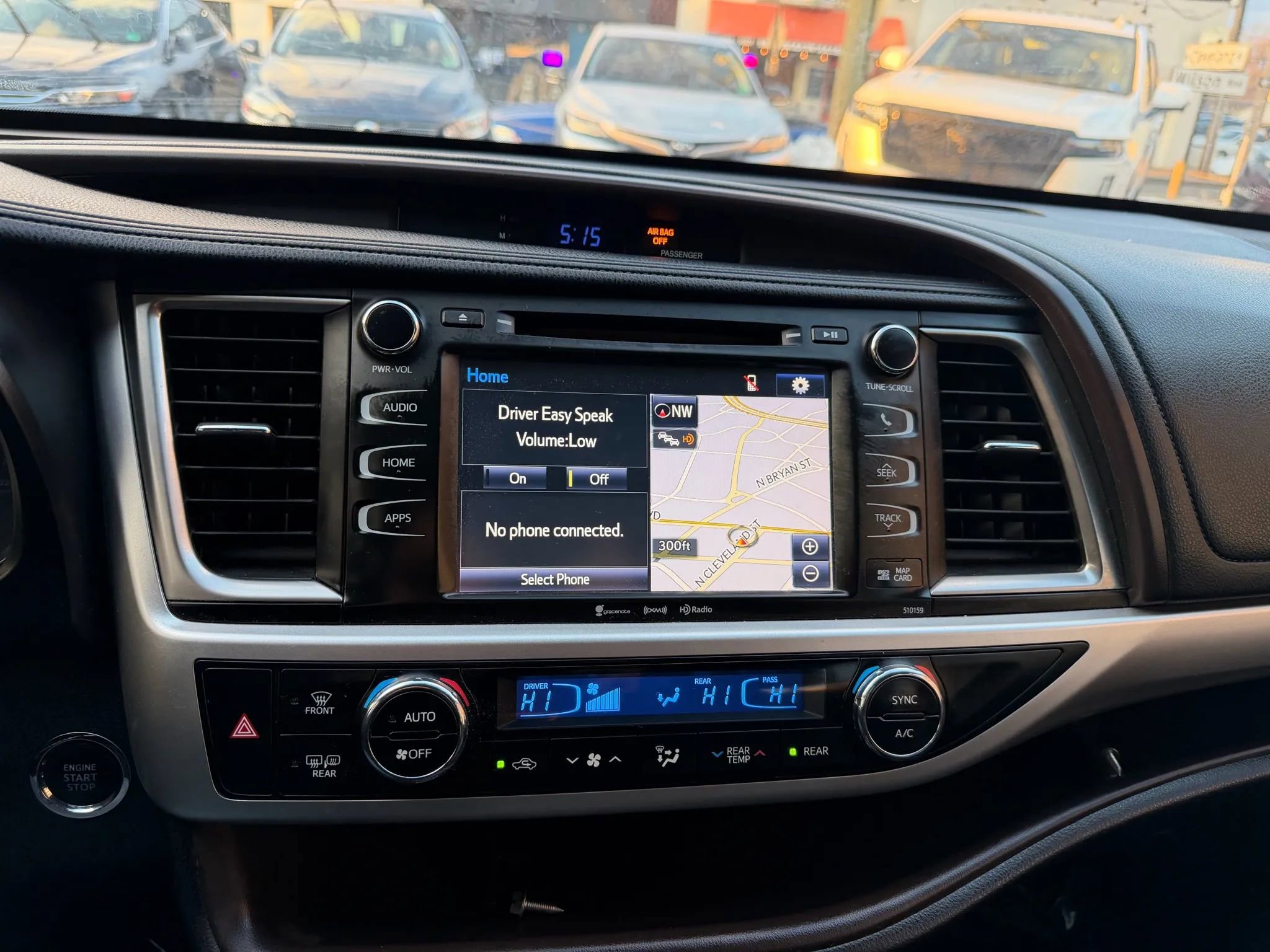 Used 2016 Toyota Highlander XLE image 26