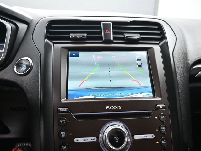 Used 2020 Ford Fusion Titanium AWD/4WD image 18