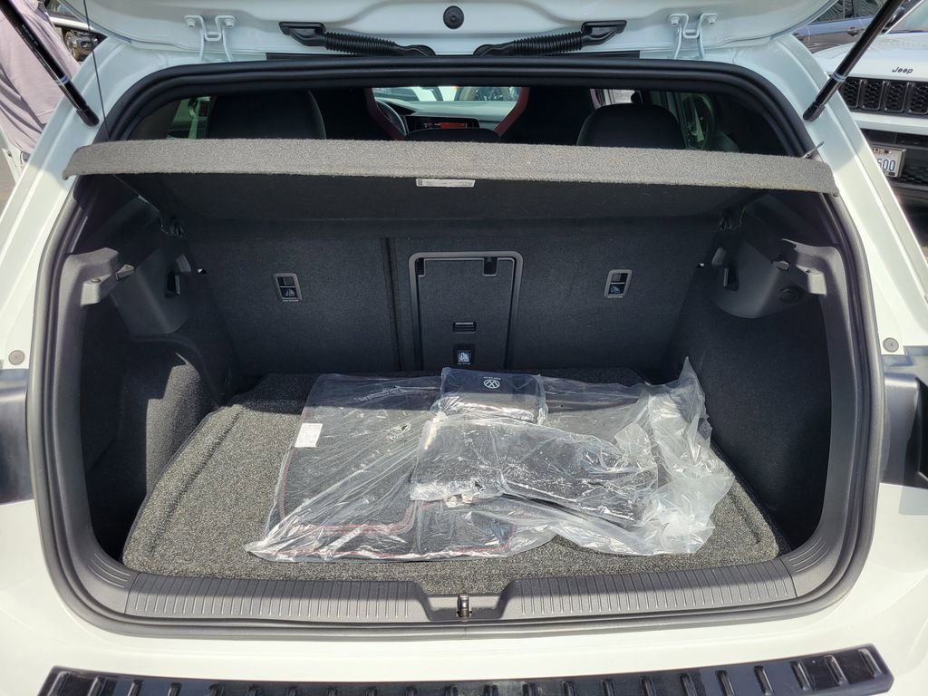 Used 2024 Volkswagen GTI S image 19