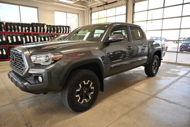 Used 2023 Toyota Tacoma TRD Off-Road AWD/4WD image 9