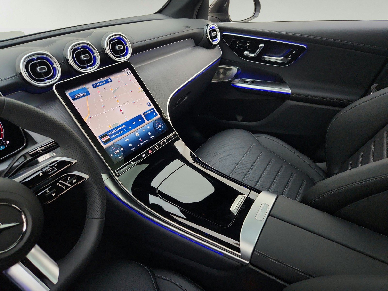 New 2026 Mercedes-Benz GLC 300 image 21