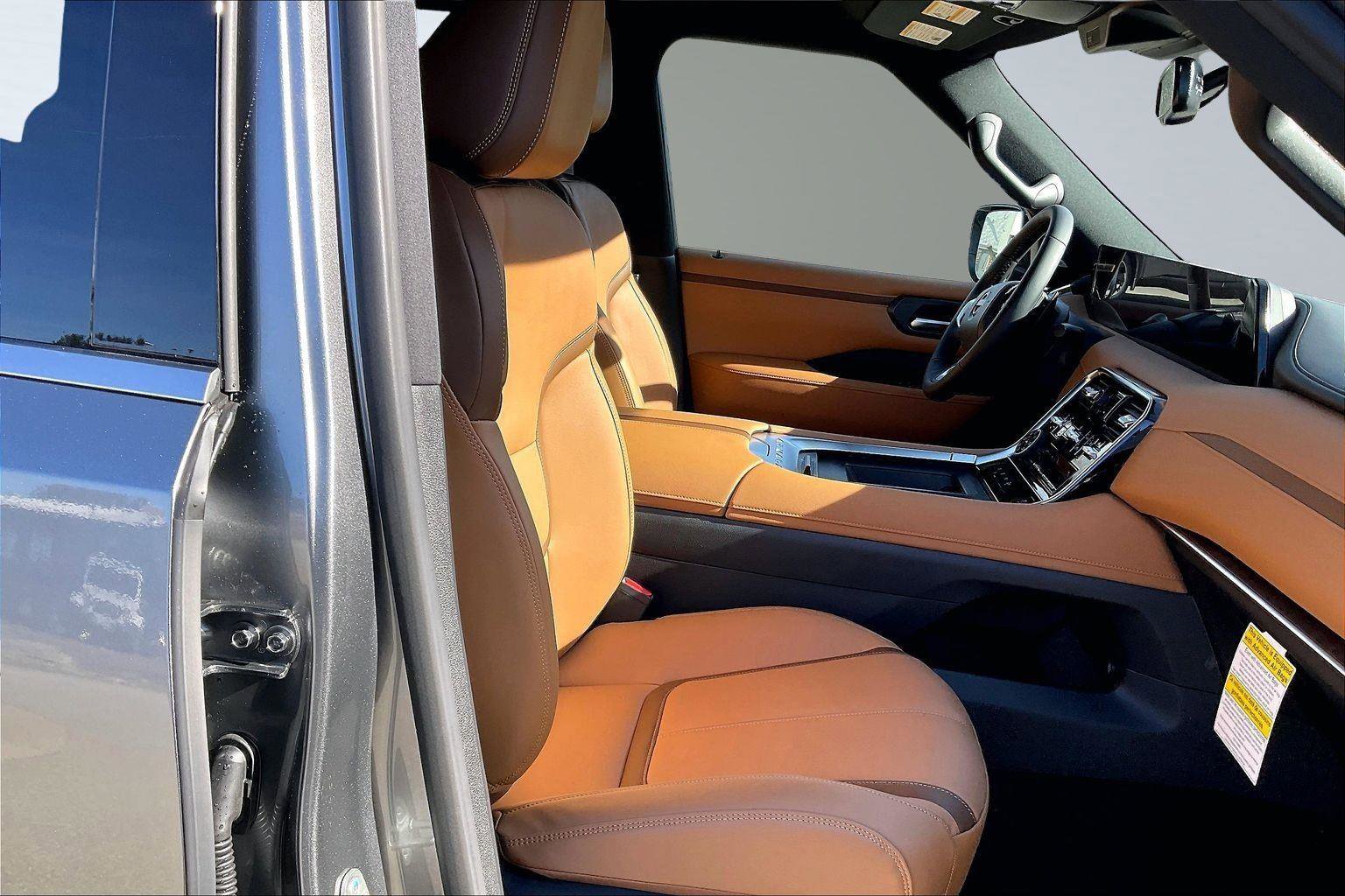 New 2026 Nissan Armada SL w/ Captain's Chari Seat Package image 9