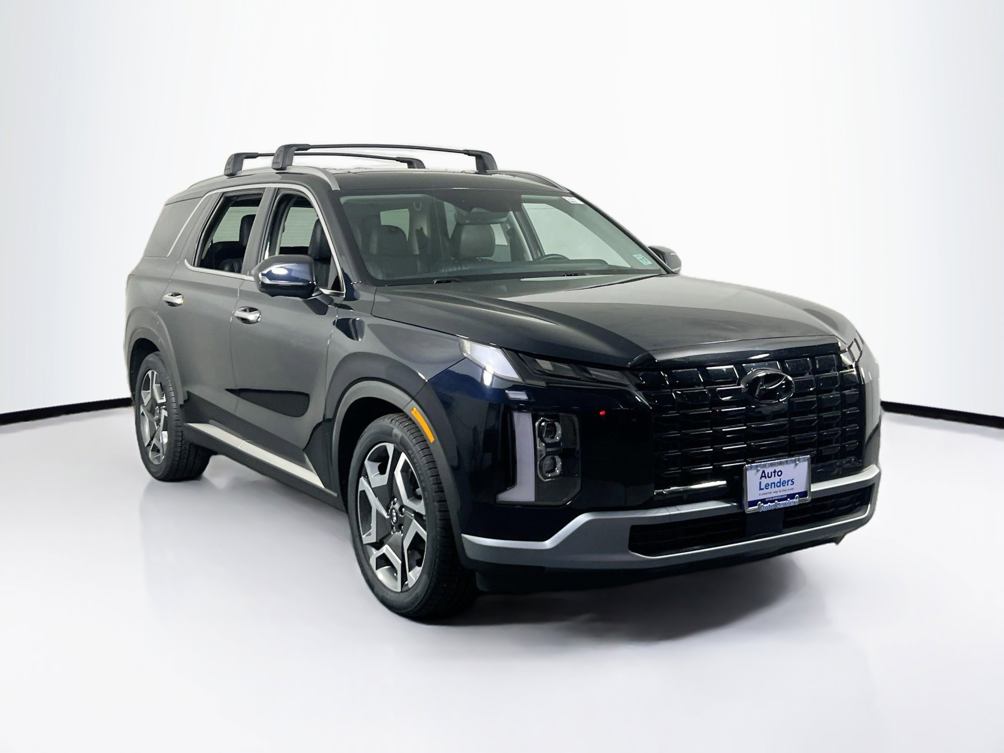 Used 2023 Hyundai Palisade Limited image 3