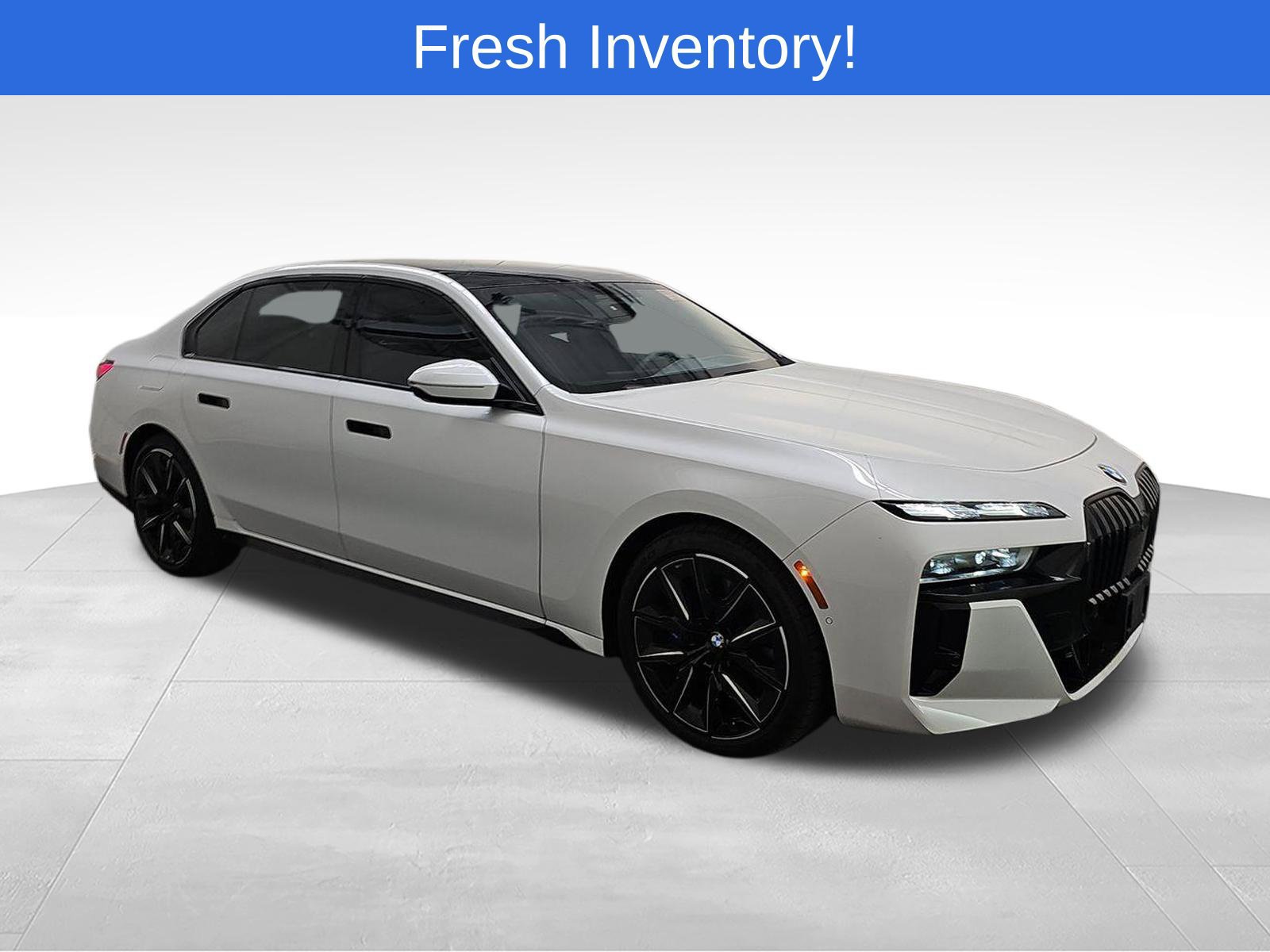 Certified 2023 BMW 760i xDrive w/ Executive Package AWD/4WD image 18