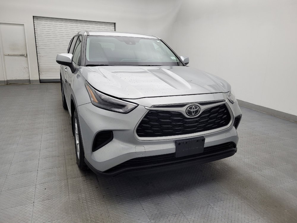 Used 2022 Toyota Highlander L image 14