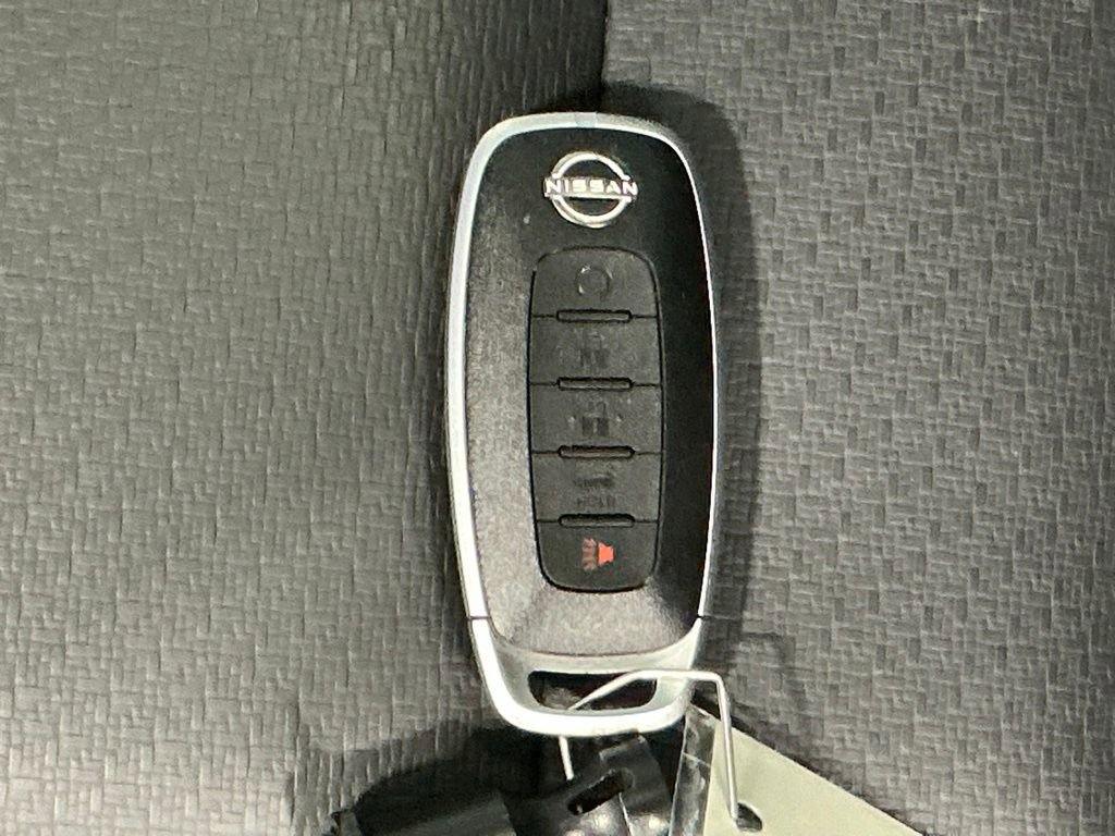 Used 2023 Nissan Rogue SV w/ SV Premium B Package FWD image 33