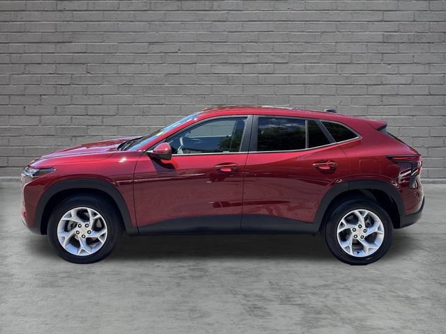Used 2025 Chevrolet Trax LS w/ LS Convenience Package FWD image 4