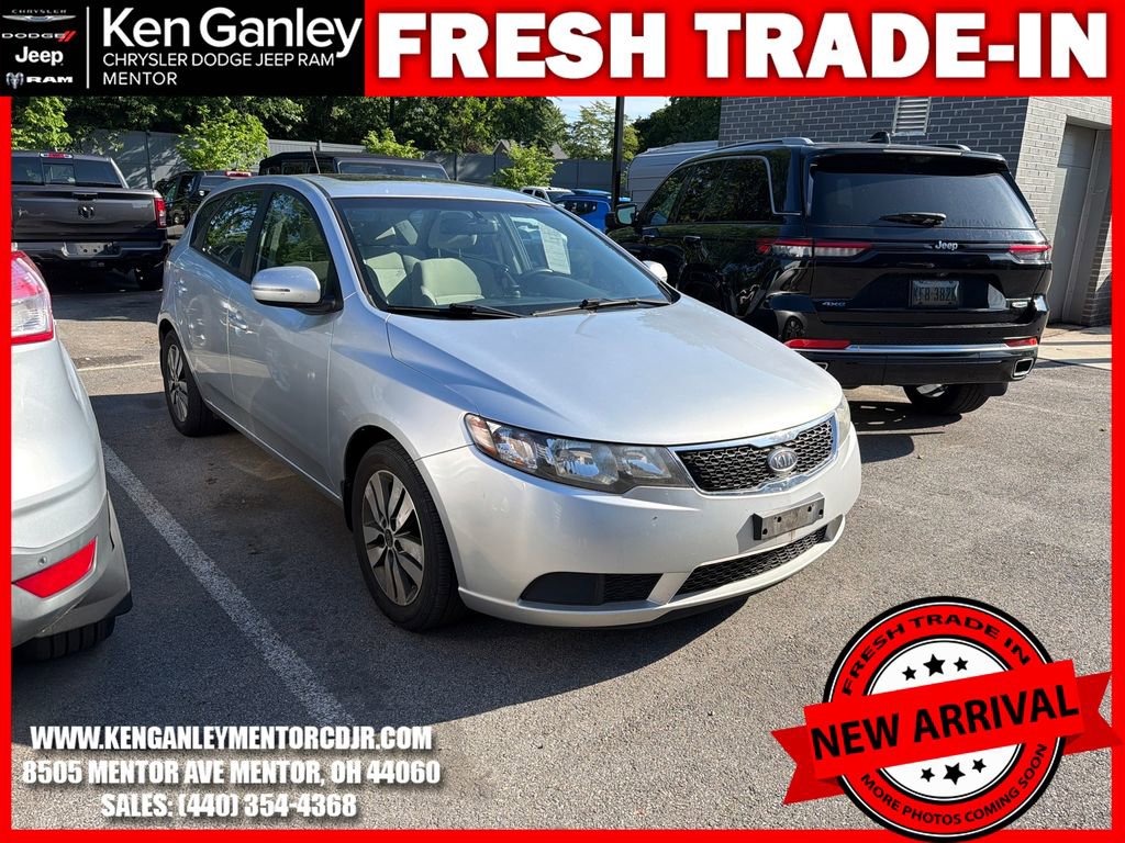 Used 2013 Kia Forte EX FWD image 1