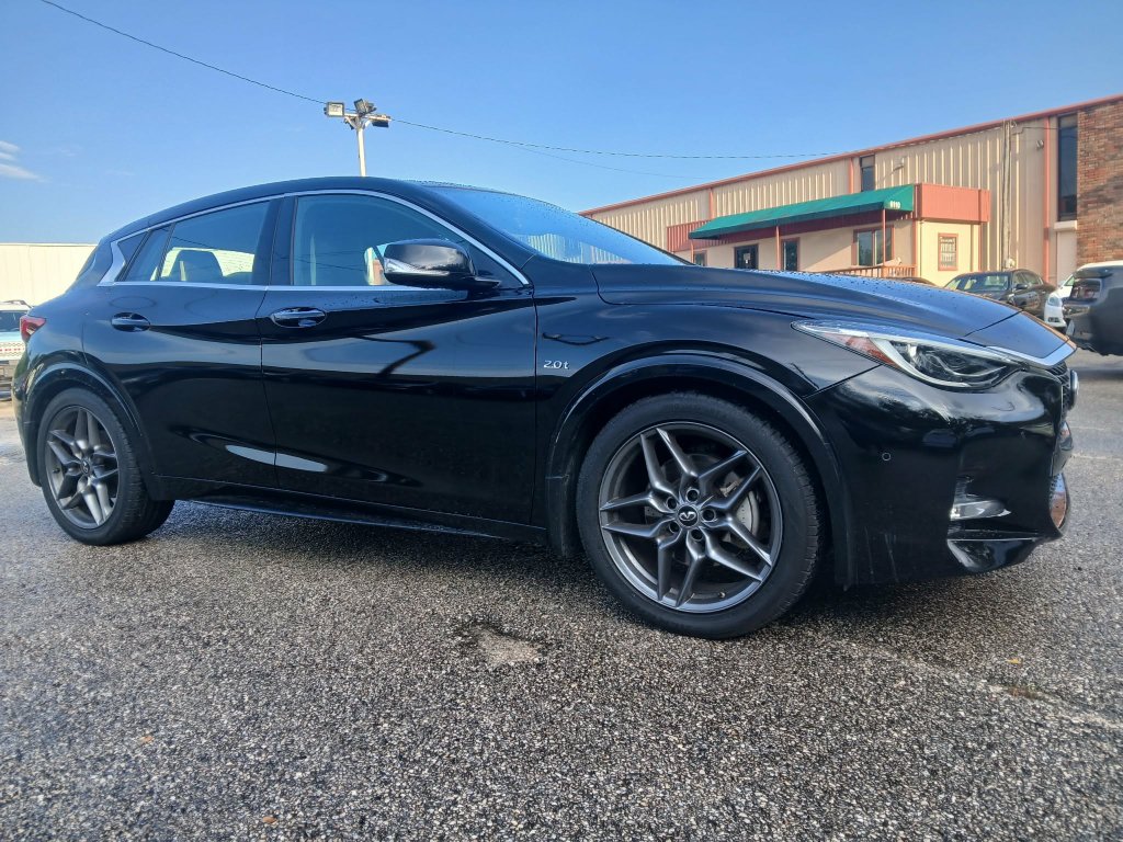 Used 2018 INFINITI QX30 Sport w/ Cargo Package