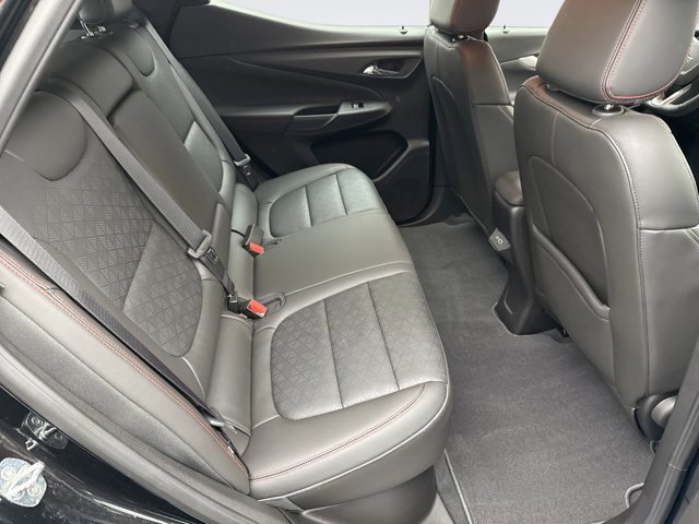 Used 2023 Chevrolet Bolt EUV LT w/ Convenience Package image 18