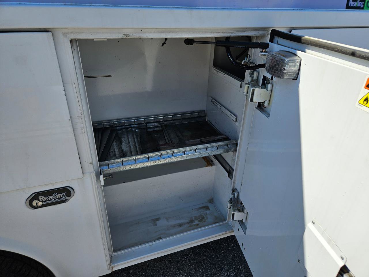 Used 2012 Ford E-350 and Econoline 350 Super Duty w/ PWR Locks & Windows Group image 23