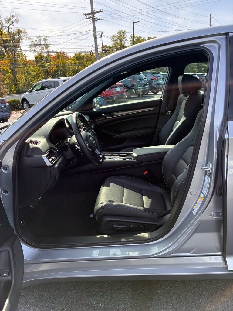 Used 2022 Honda Accord Sport image 25
