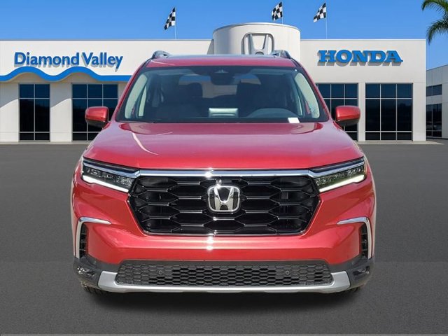 New 2025 Honda Pilot Touring image 8