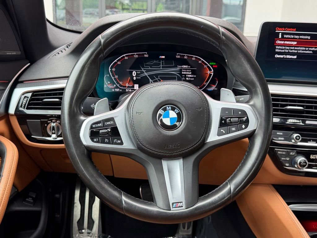 Used 2023 BMW 540i w/ M Sport Package RWD image 16