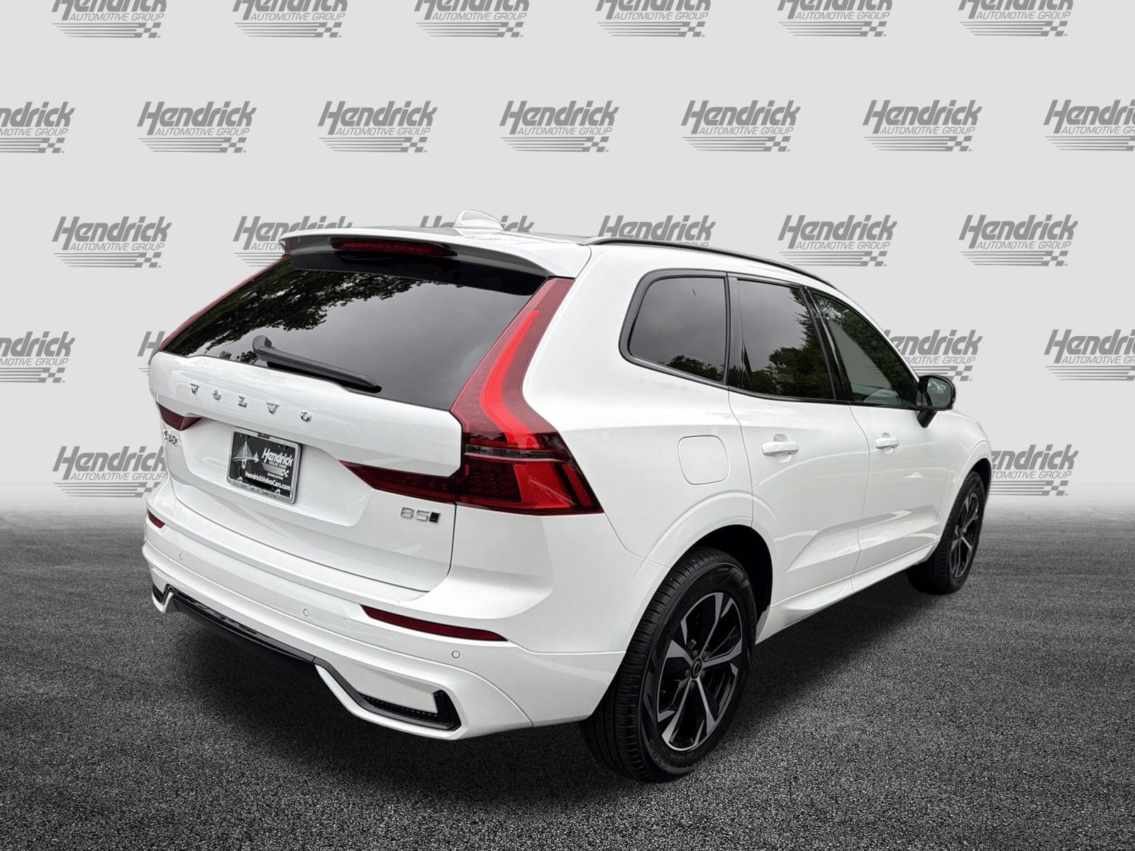Certified 2026 Volvo XC60 B5 Core AWD/4WD image 11