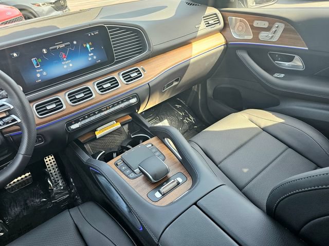 Certified 2025 Mercedes-Benz GLS 450 4MATIC w/ AMG Line Exterior image 38