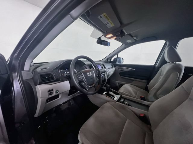 Used 2017 Honda Pilot LX image 18