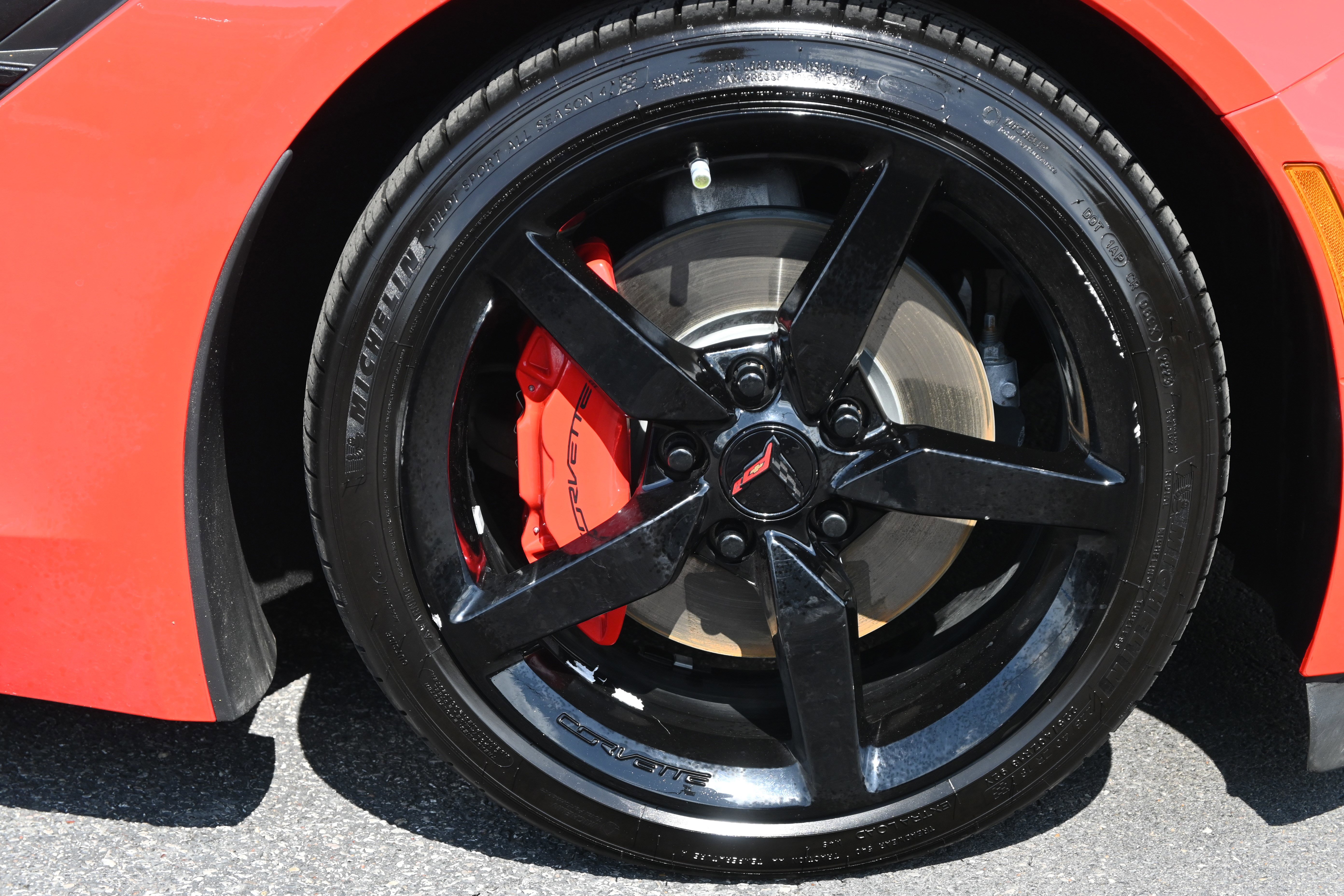 Used 2015 Chevrolet Corvette Stingray Coupe w/ 2LT Preferred Equipment Group RWD image 13