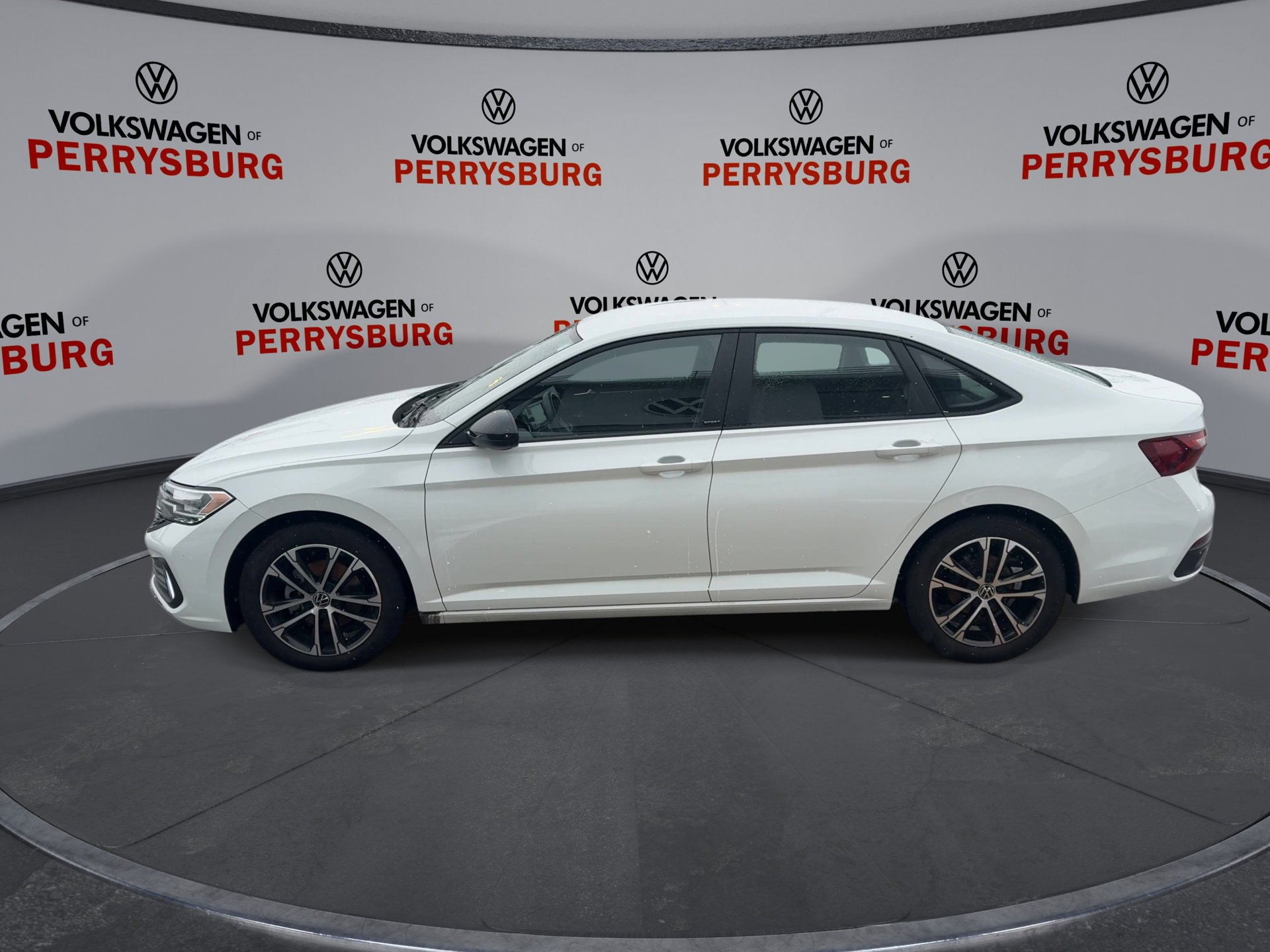 Certified 2023 Volkswagen Jetta Sport image 5