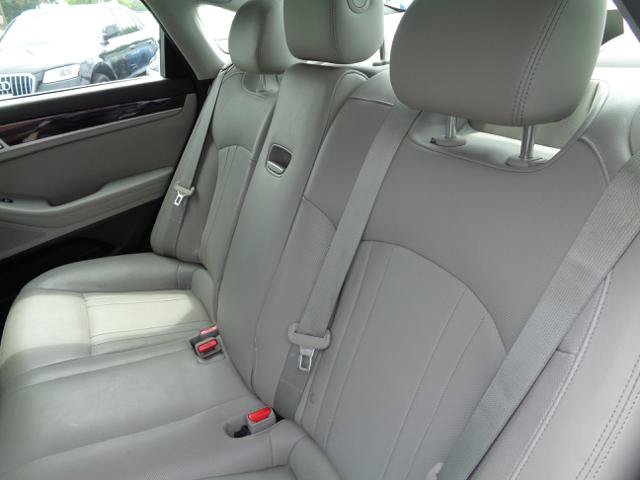 Used 2017 Genesis G80 3.8 RWD image 7