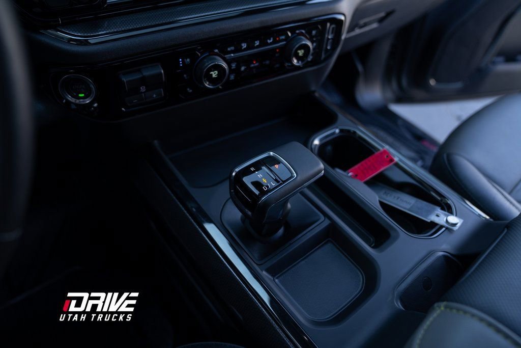 Used 2024 Chevrolet Silverado 1500 ZR2 w/ Technology Package image 36