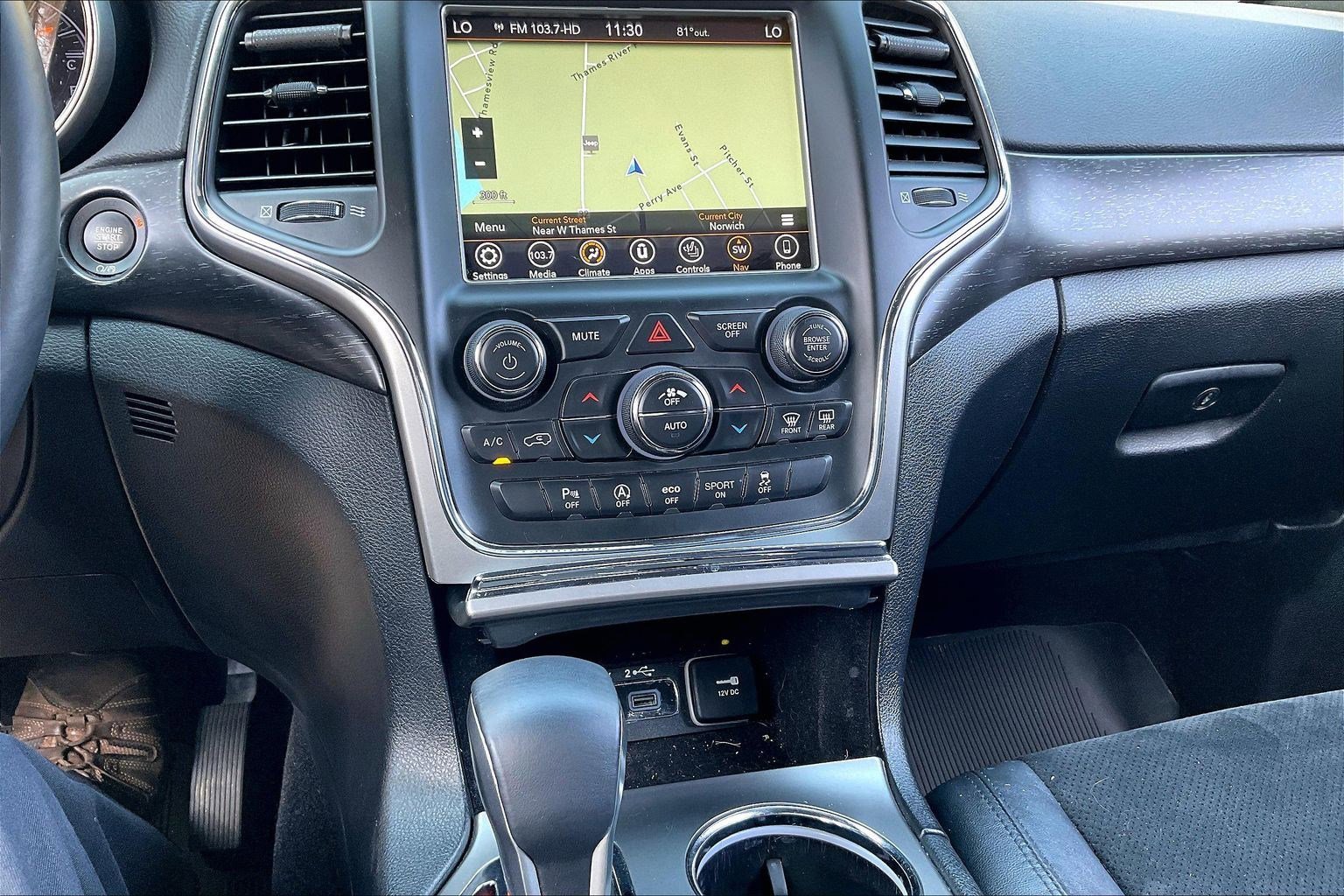 Used 2018 Jeep Grand Cherokee Altitude image 21