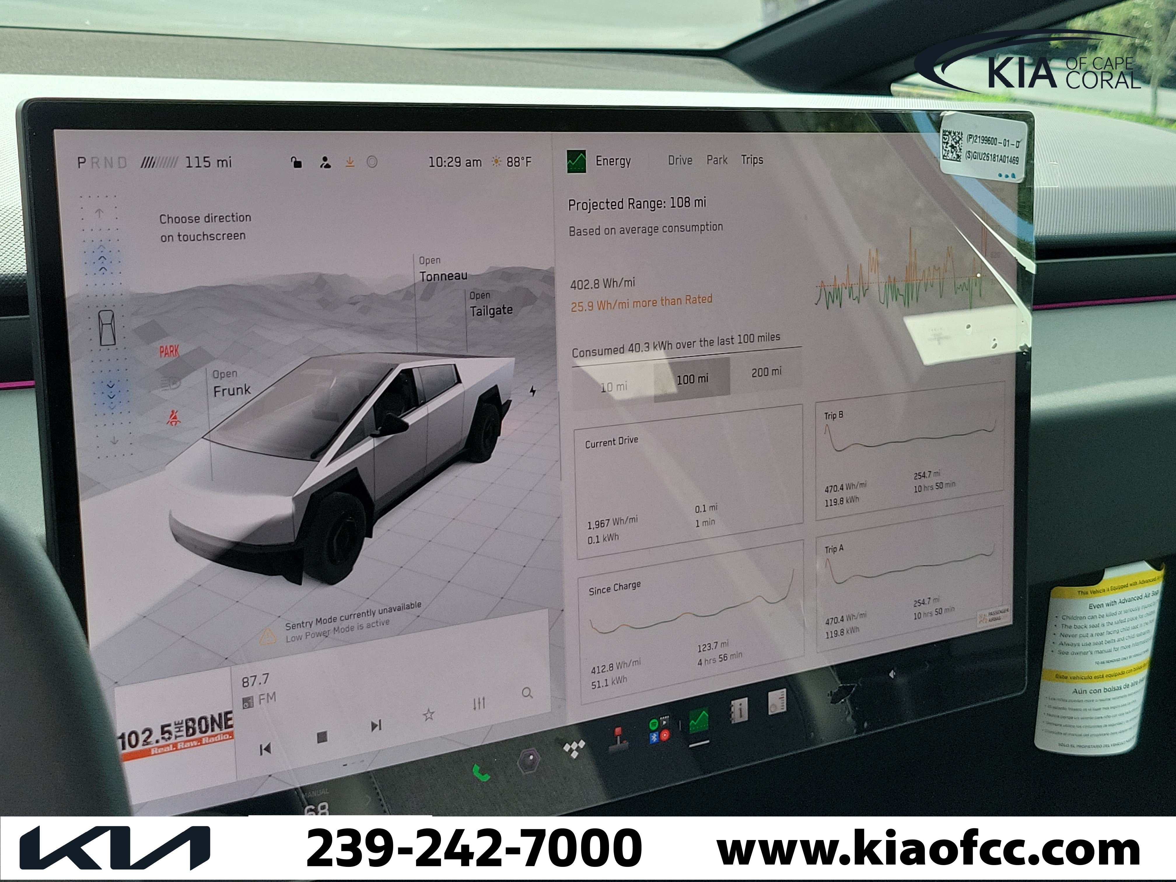 Used 2026 Tesla Cybertruck AWD Crew Cab image 27