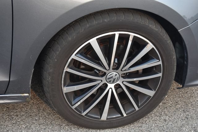 Used 2015 Volkswagen Jetta Sport FWD image 11