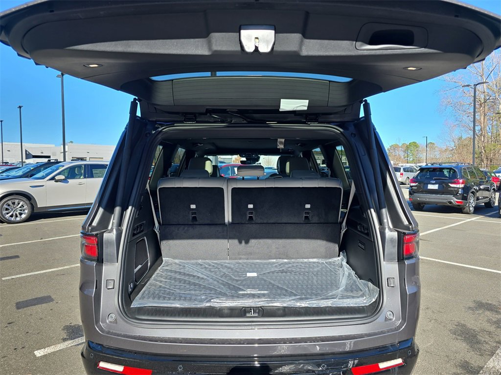 New 2025 Jeep Wagoneer Series II image 14