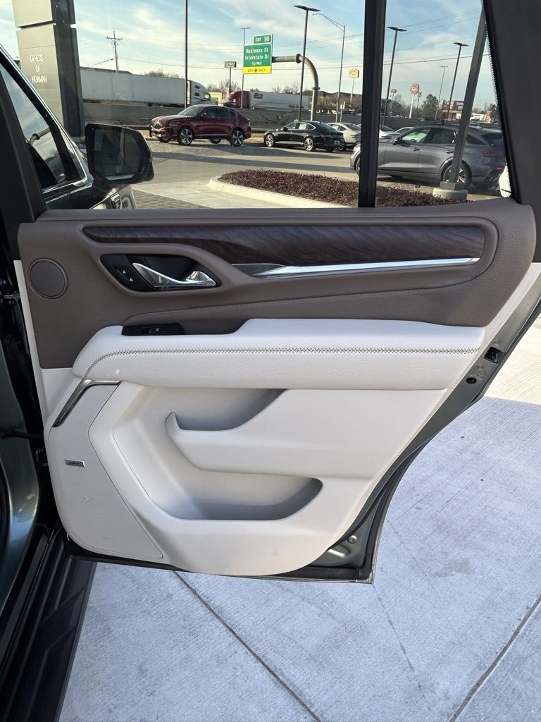Used 2023 GMC Yukon Denali w/ Max Trailering Package image 16