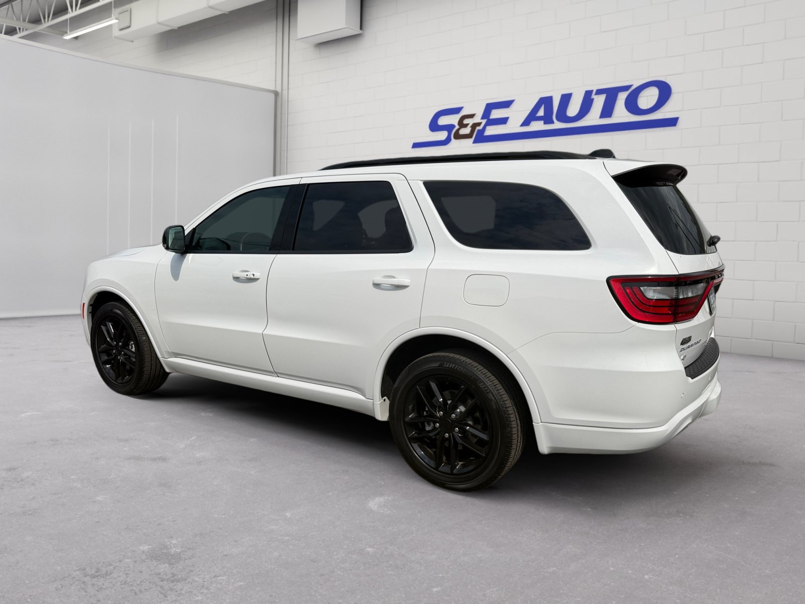 Used 2026 Dodge Durango GT AWD/4WD image 3