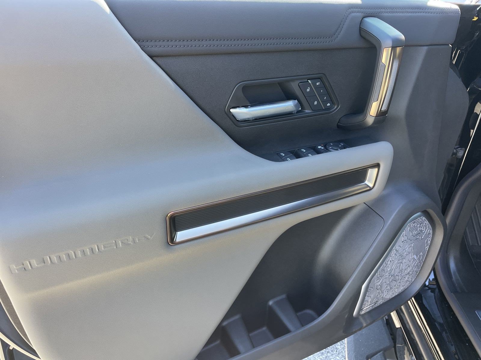 New 2025 GMC Hummer EV 3X AWD/4WD image 12