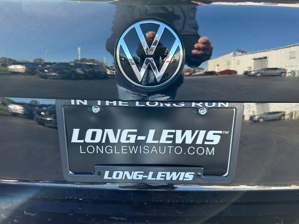 Certified 2023 Volkswagen Jetta Sport image 29