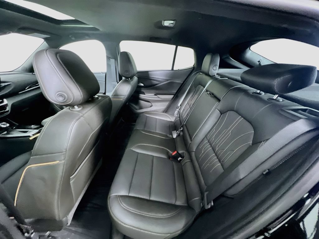 New 2025 Buick Envista Sport Touring FWD image 22