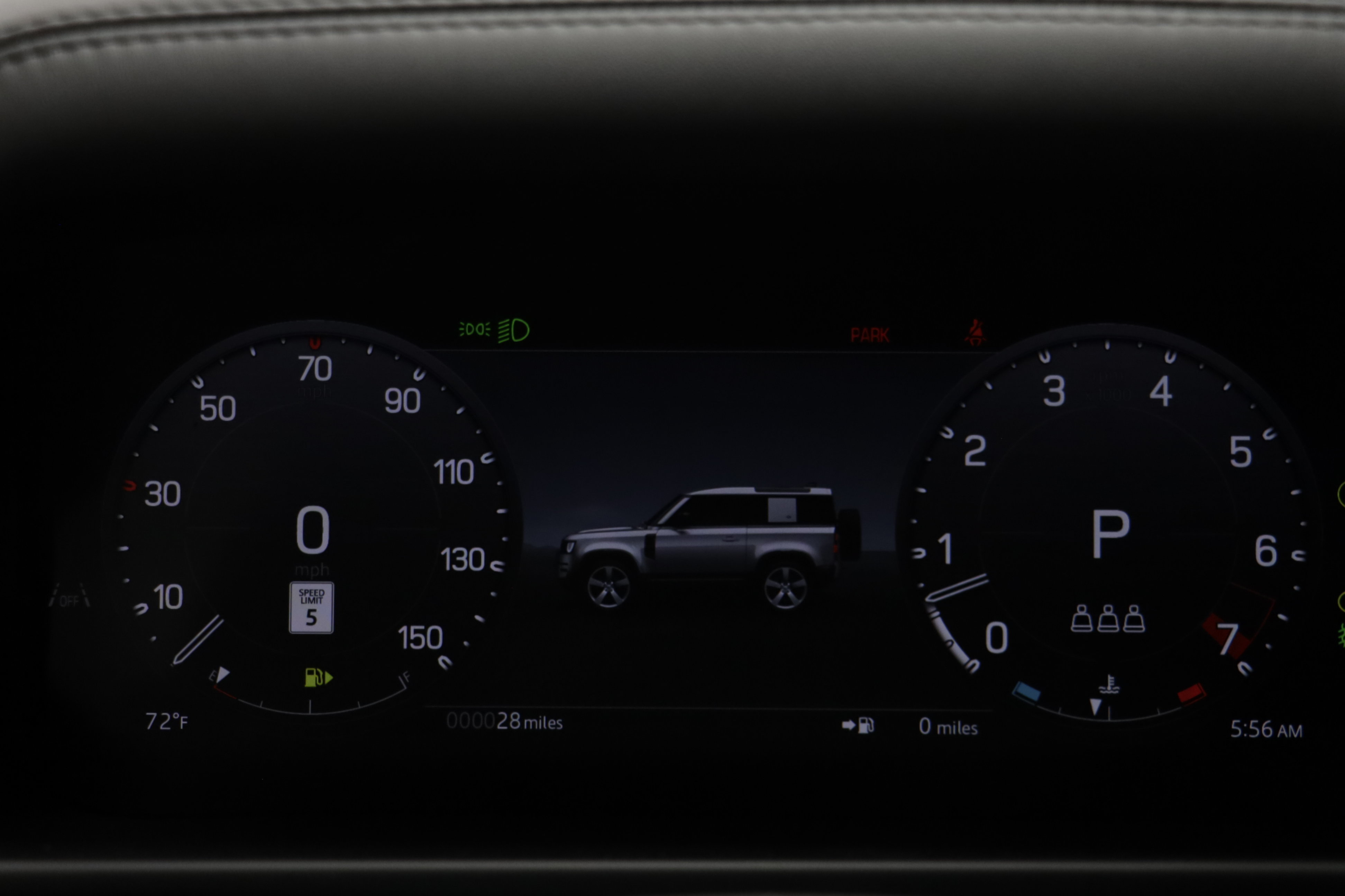 New 2026 Land Rover Defender 90 V8 AWD/4WD image 9