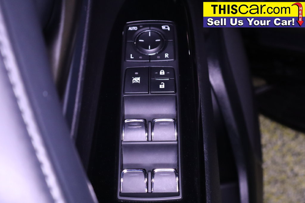 Used 2019 Lexus LX 570 4WD w/ Inspiration Series image 43