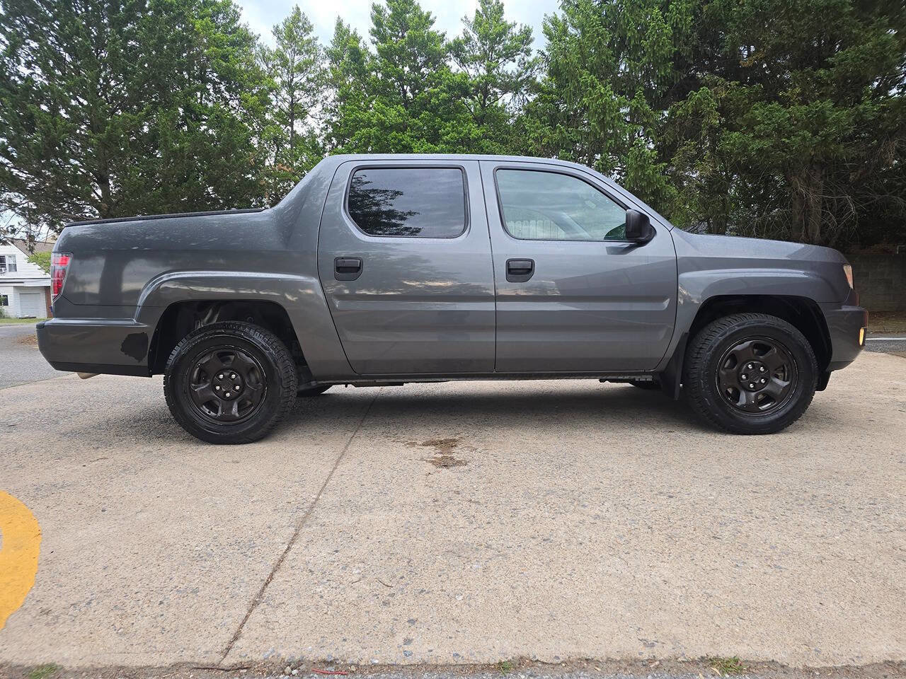 Used 2012 Honda Ridgeline RT image 2