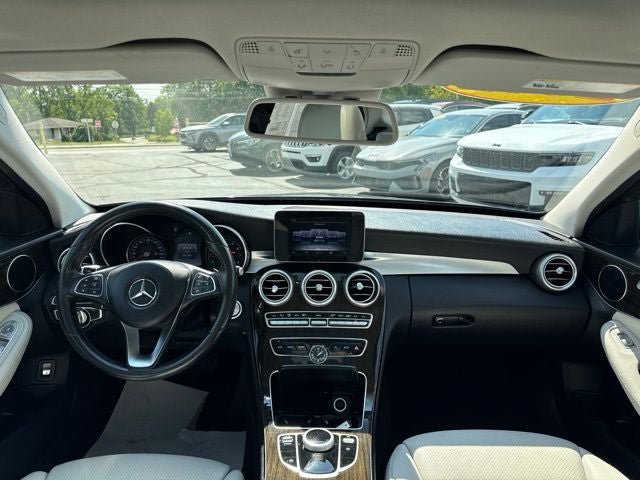 Used 2017 Mercedes-Benz C 300 4MATIC Sedan image 26