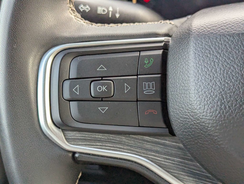 Used 2024 Jeep Wagoneer L Series II w/ Flexible Seating Group AWD/4WD image 26