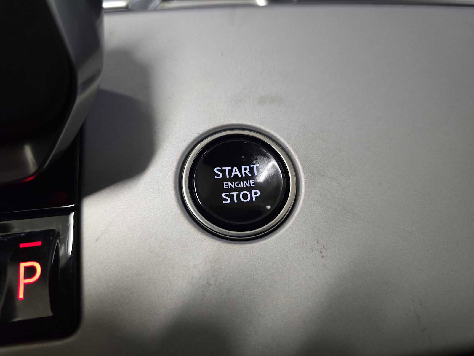 New 2026 Land Rover Range Rover SE image 32