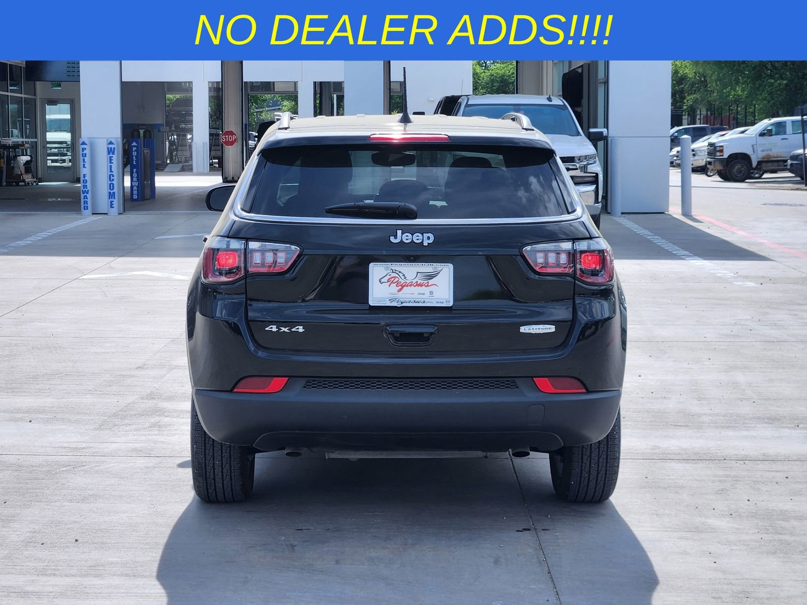 New 2026 Jeep Compass Latitude image 8