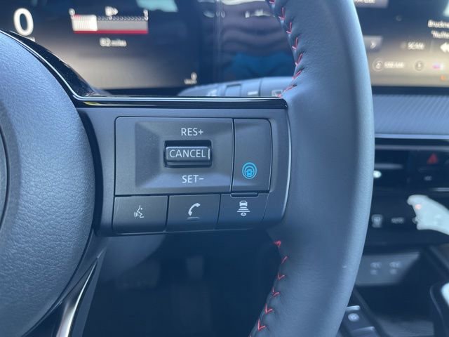 New 2025 Nissan Kicks SR image 31