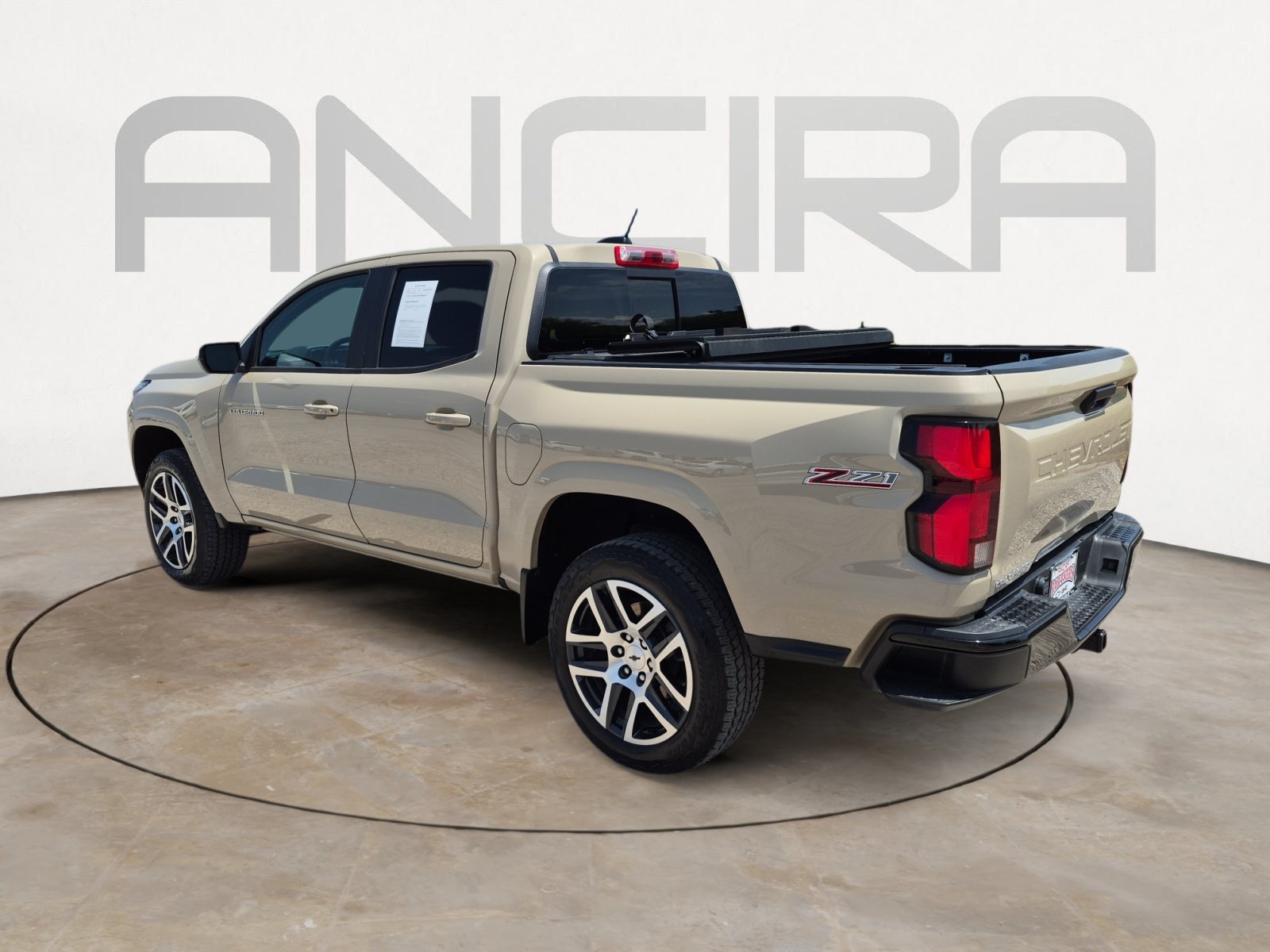 Used 2023 Chevrolet Colorado Z71 w/ Advanced Trailering Package AWD/4WD image 8