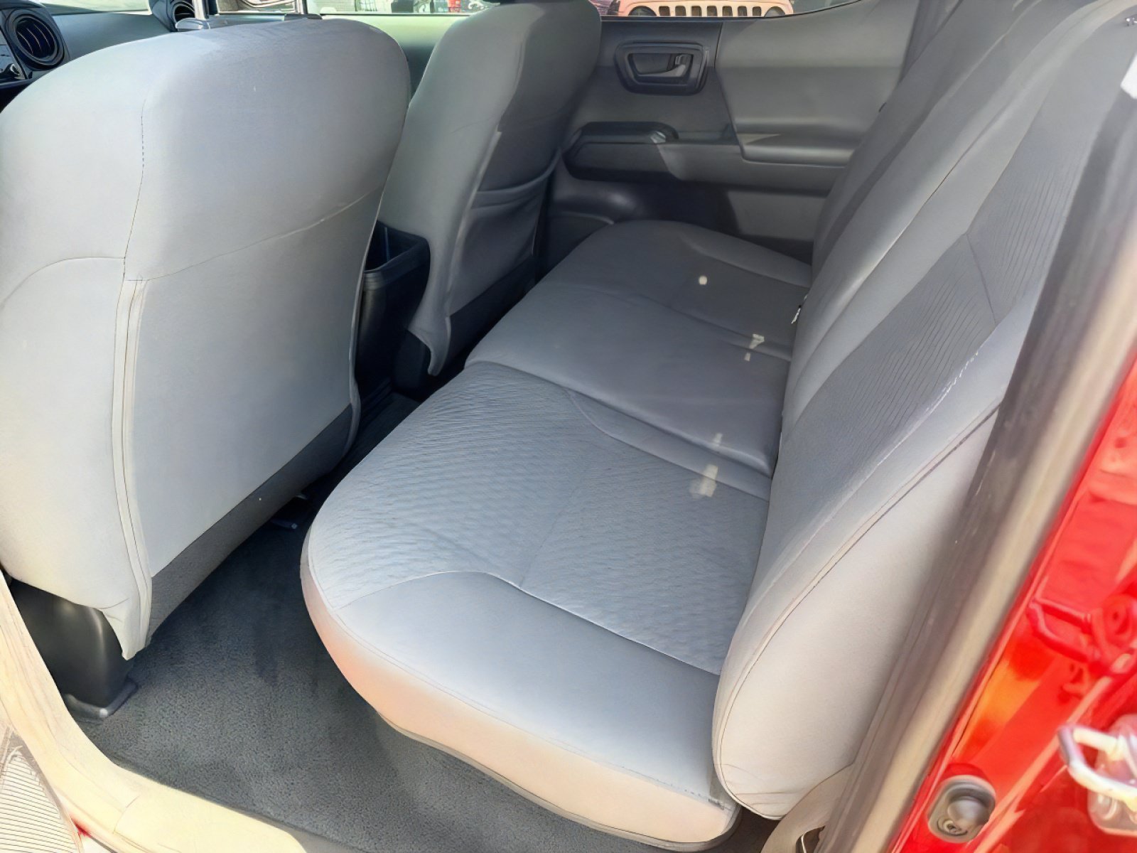 Used 2020 Toyota Tacoma SR RWD image 13