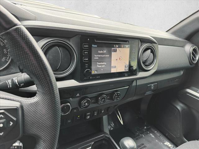 Used 2018 Toyota Tacoma TRD Sport w/ Technology Package image 13