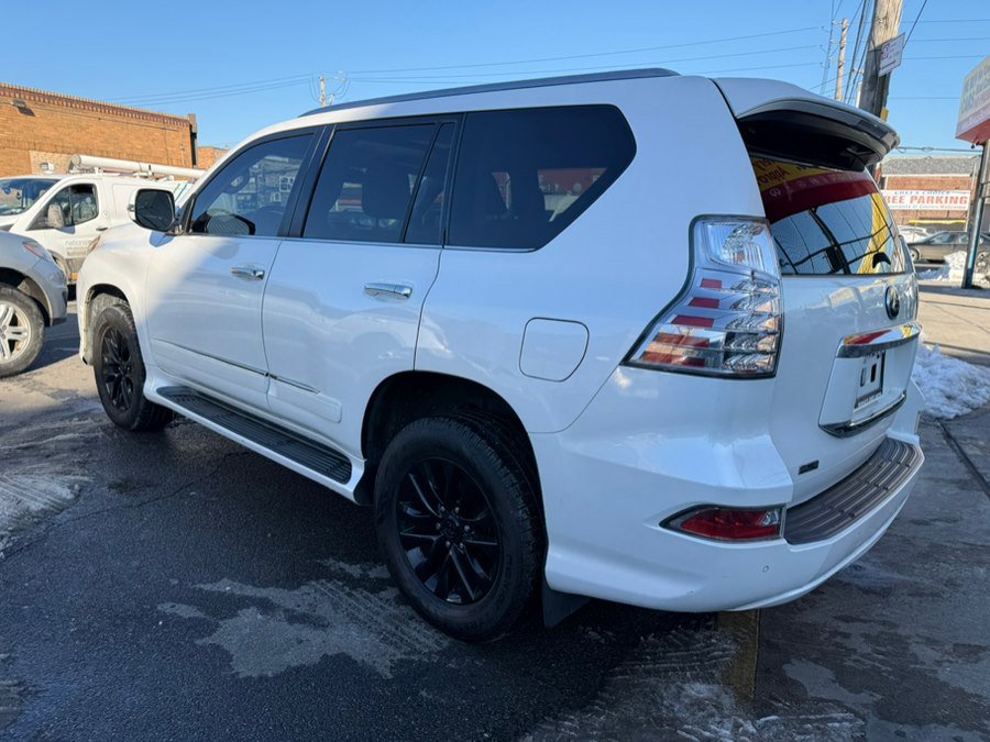 Used 2014 Lexus GX 460 w/ Premium Package image 6