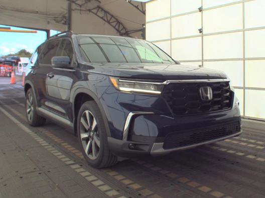 Used 2023 Honda Pilot Touring image 1