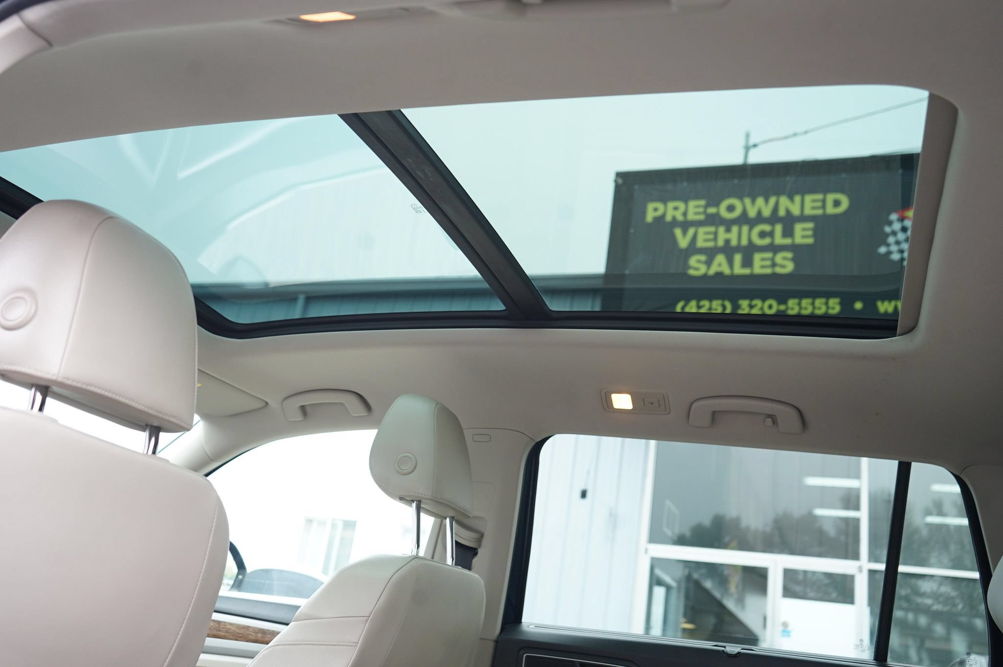 Used 2018 Volkswagen Atlas SEL Premium AWD/4WD image 19