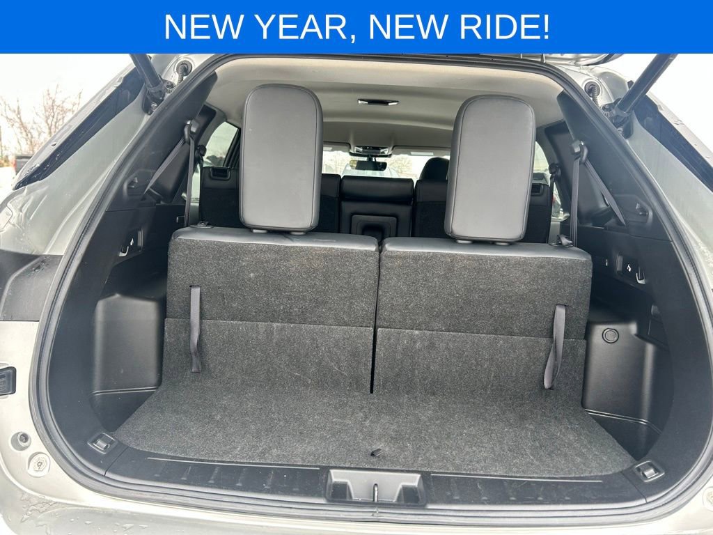 Used 2025 Mitsubishi Outlander SE image 20