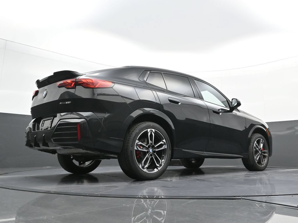 New 2026 BMW X2 xDrive28i w/ Technology Package AWD/4WD image 27